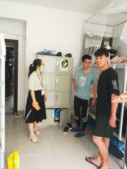 “返金沙下载送彩金生活一切都正常吧？有什么困难记得跟老师说！”.jpg
